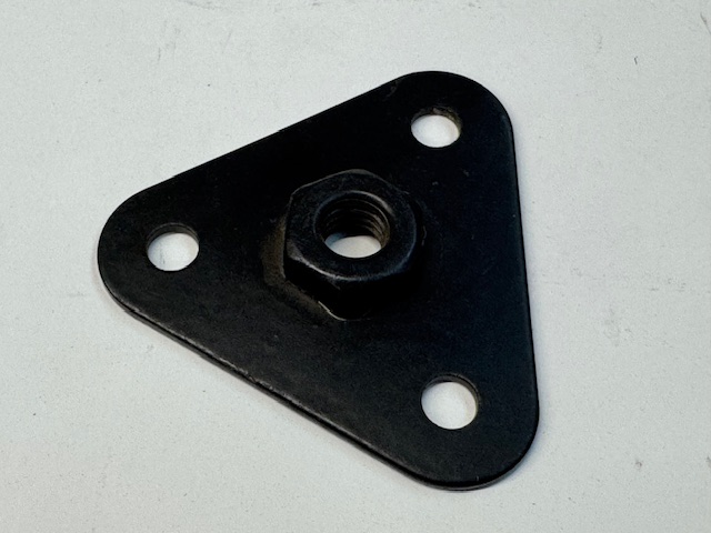 GAS STRUT MT BRACKET
