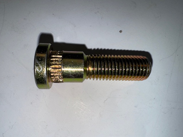 WHEEL STUD