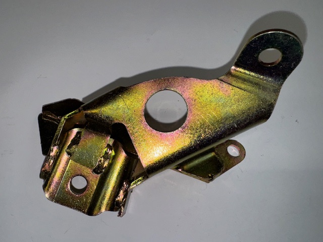 MOUNTING BRACKET LH